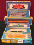 H0 Gauge AHM Rolling Stock / Wagons: To include Caboose, Gondola, Hooper car, Rieefer car,