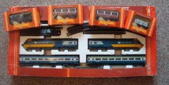 Hornby Inter-City 125 00 Gauge Train Set: Comprising of Engine, Dummy Engine, 2 Coaches, Track and