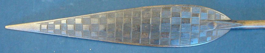 Early 20th Century Tribal Oceania carved paddle club: Having a chequered cut design to both sides of