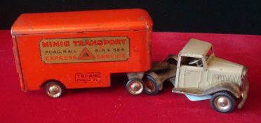 Triang Minic 30 M Pre-War Articulated Pantechnicons. Version with standard Red cab and red trailer