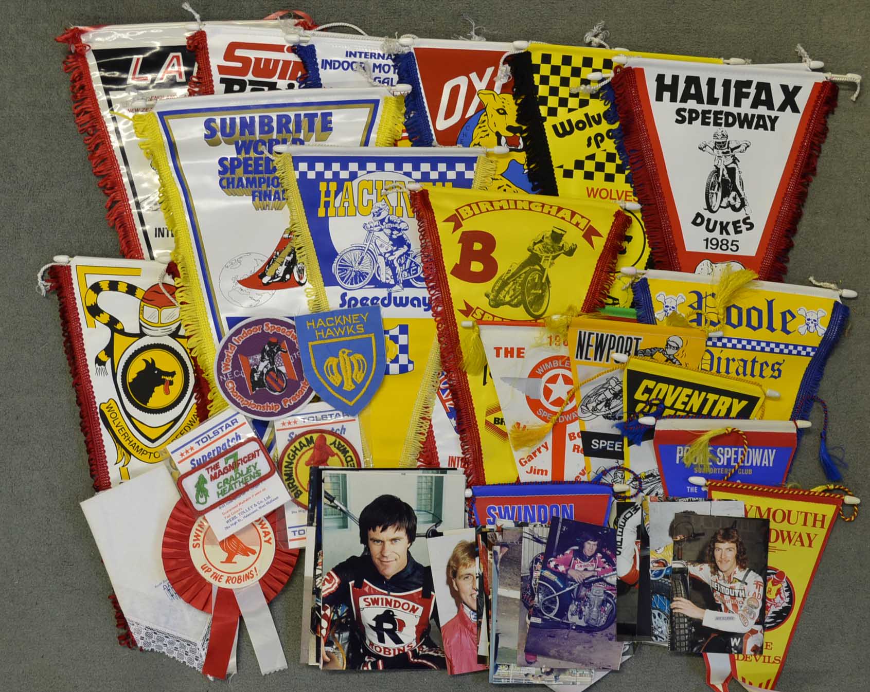 Selection of Speedway Pennants and Cloth Badges: To include Poole, Speedway Championships,