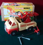 Triang Minic Push & Go No.3 Heavy Duty Bedford Crash Truck: Cream, red, with Minic Garages to sides,