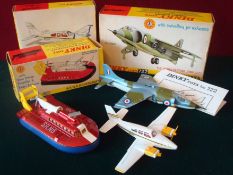 Dinky Toys Airplane and Hovercraft: To include 722 Hawker Harrier, 715 Beechcraft C55 Baron, 290 S.