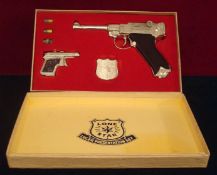 Lone Star Lucer Presentation Set: Set consists of Silver plated Luger, Special Agent palm Gun,