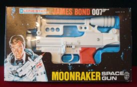 Lone Star James Bond 007 Moonraker Space Gun, 1979 Issue: Diecast metal, 100 shot, finished in white