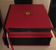 Opus Manchester United The Official Opus Book: The ultimate tribute to a unique sporting