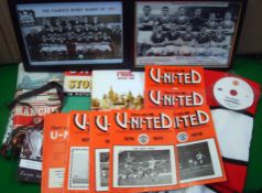 Box of Manchester Utd Football Programmes: Selection including football programmes, brochures,