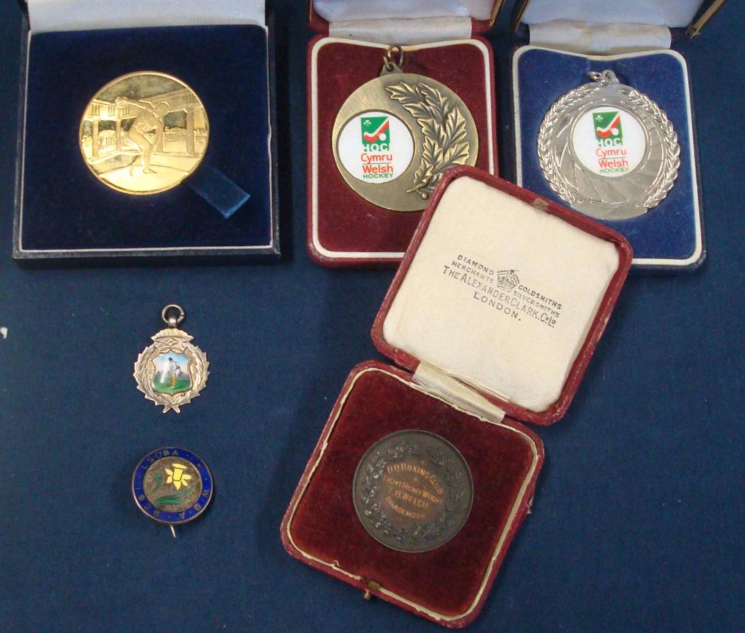 Collection of Sporting Medals: To include Oxford University Boxing Club Light Heavy Weight Bronze