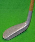 Good “The Mills Z model” longnose alloy putter – c/w original full length leather grip