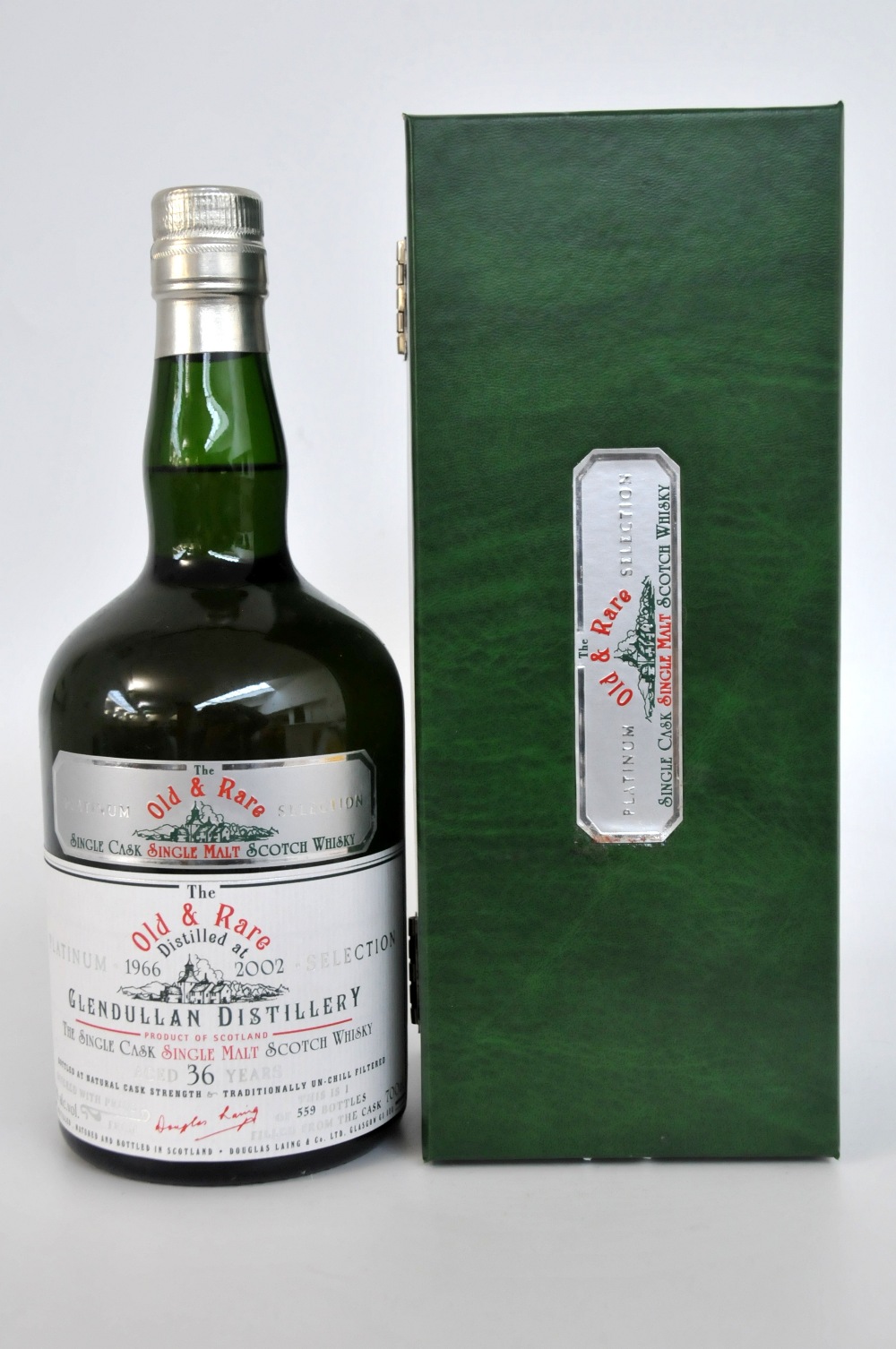 GLENDULLAN 1966
1 bottle Glendullan 1966-2002 36yo. Douglas Laing Old & Rare. In presentation box