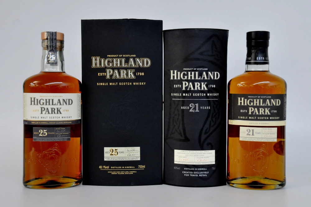 TWO HIGHLAND PARK
1 bottle Highland Park 21yo OB, In presentation box. 70cl. 40%. Level at base of