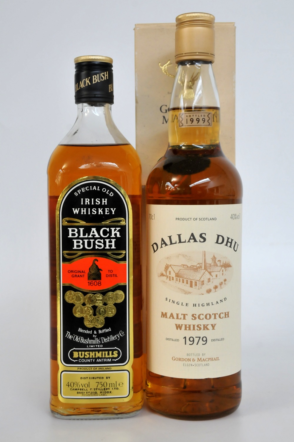 DALLAS DHU & BLACK BUSH
1 bottle Dallas Dhu 1979-1999. G&M. In presentation box. 70cl. 40%. Level in