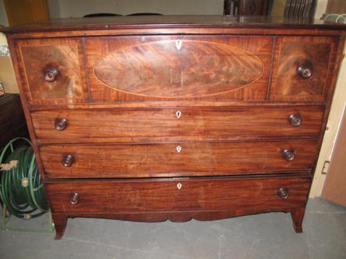 Regency mahogany secrétaire chest with satinwood cross-banding to top drawer, fold-down flap, fitted