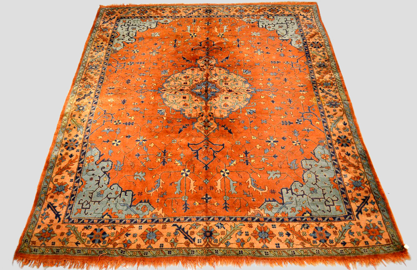 Attractive Ushak `Turkey` carpet, west Anatolia, about 1920s, 13ft. x 10ft. 7in. 3.96m. x 3.23m.