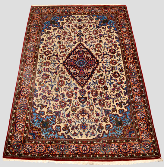 Kashan(?) carpet, west Persia, mid-20th century, 10ft. x 6ft. 6in. 3.05m. x 1.98m.