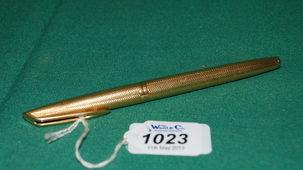 A Waterman gold plated Pen. 18K 750 nib