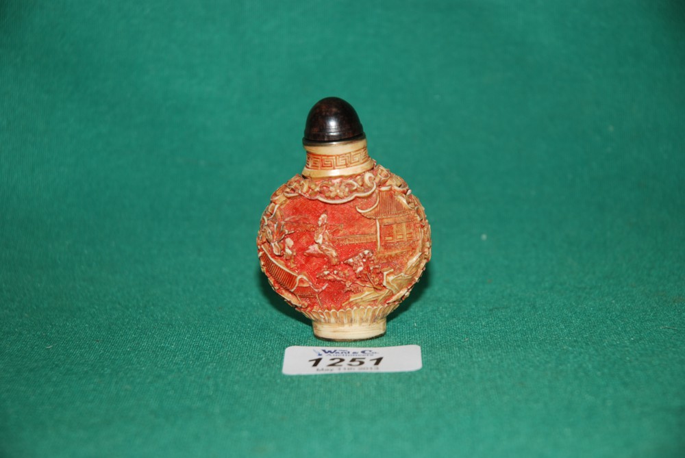 A Chinese Snuff bottle, marked to base