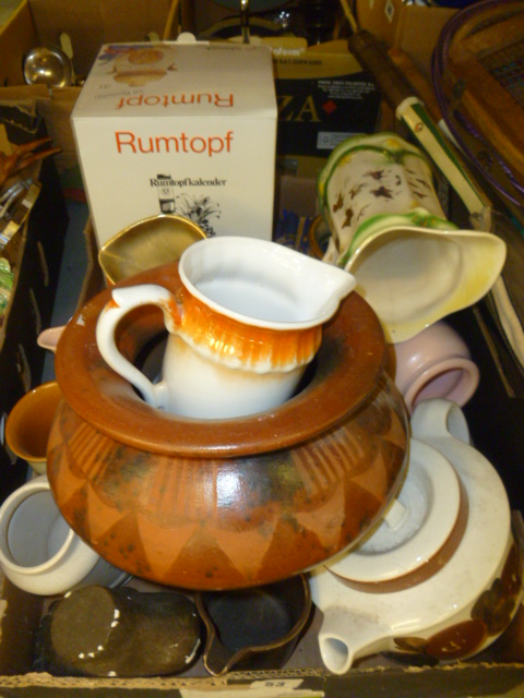 A COLLECTION OF CHINA, INC. A BOXED RUNTOPF