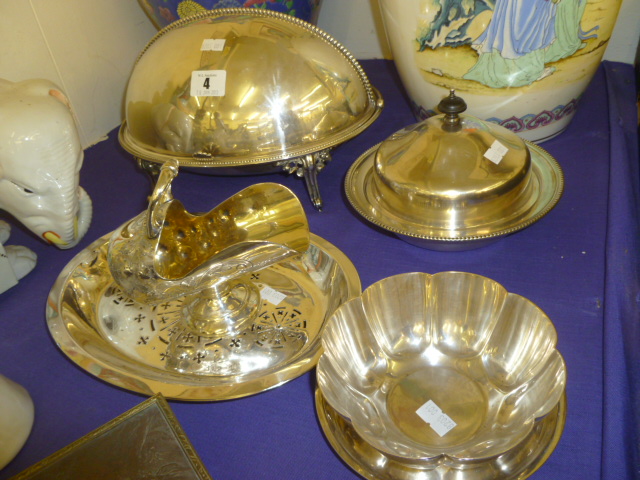 A SELECTION OF SILVER PLATE INCLUDING A REVOLVING BREAKFAST DISH
