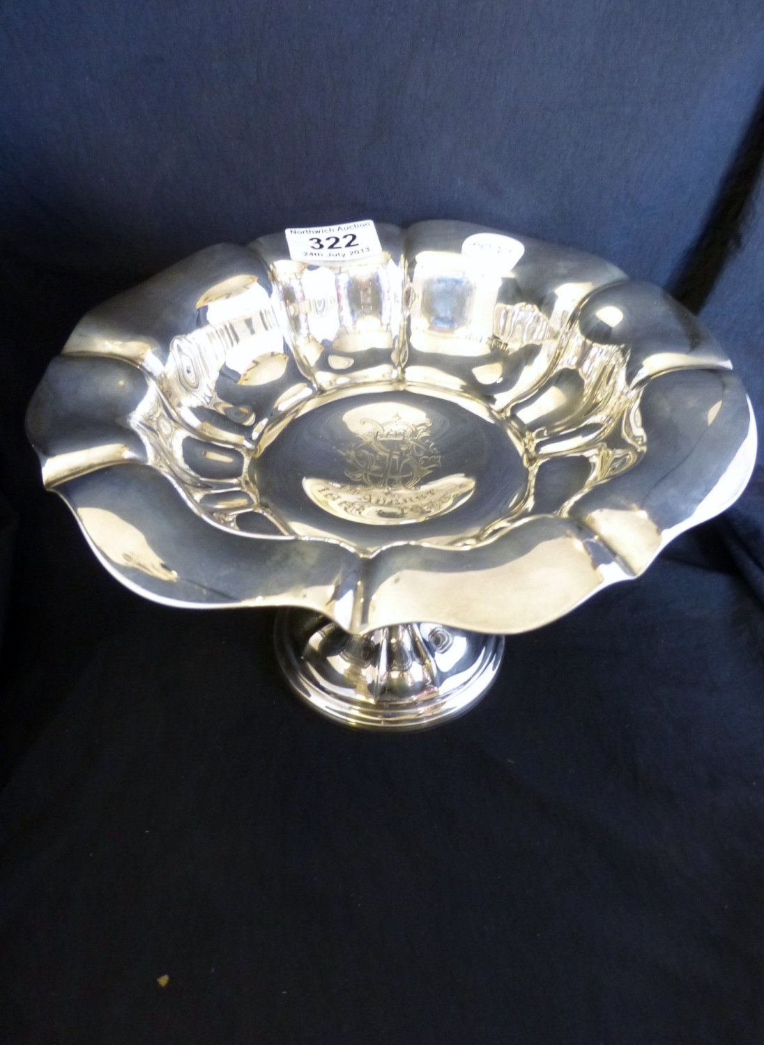 Hallmarked silver tazza, Sheffield 1902, maker H.A, 539g