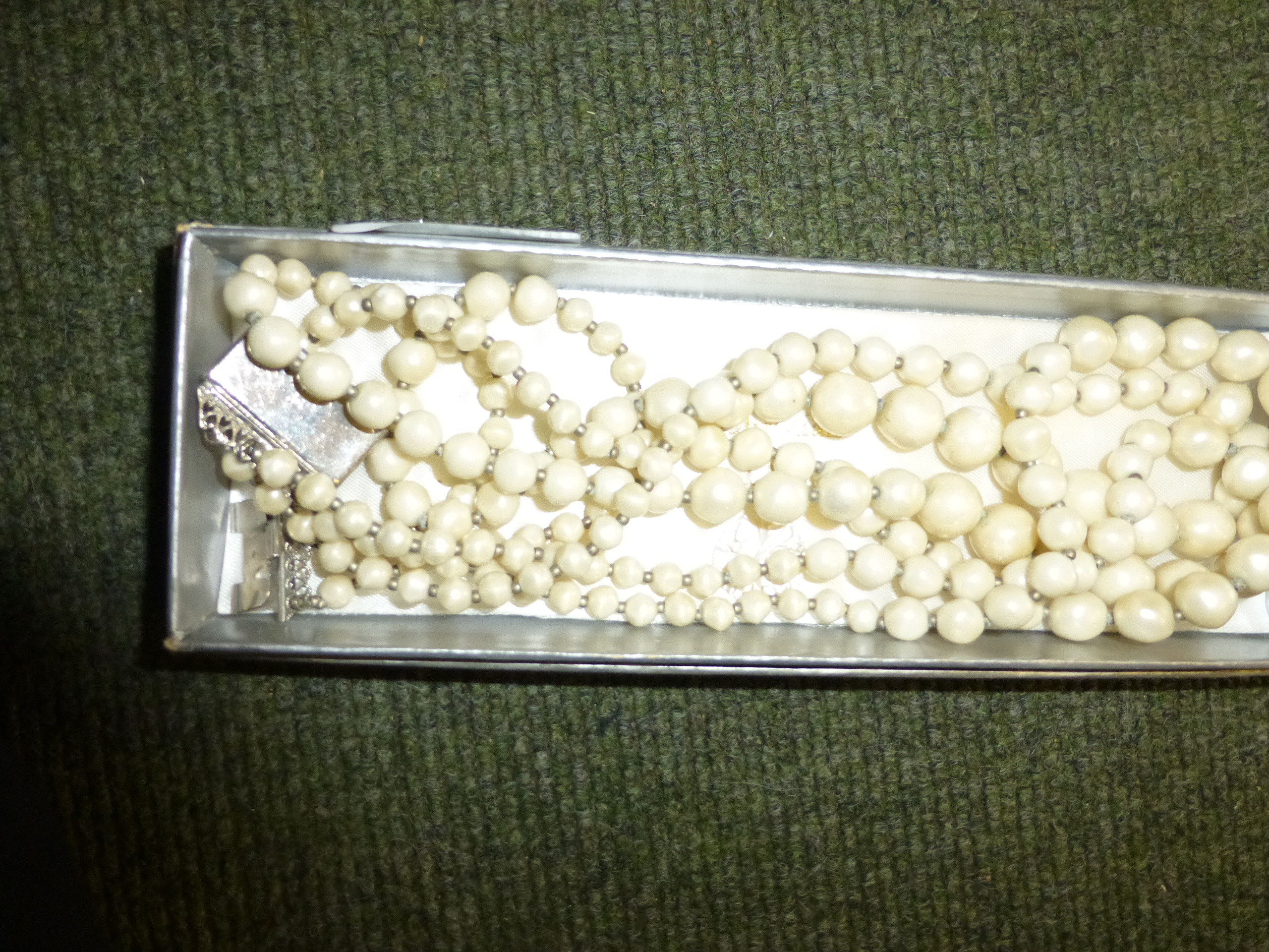 Boxed pearls