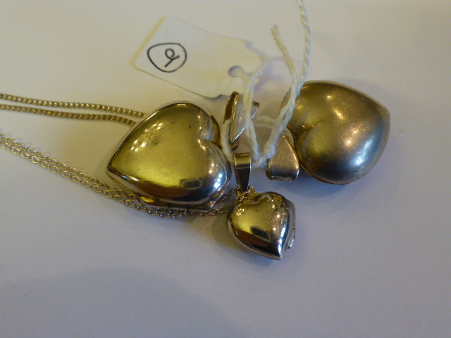 Sterling silver heart lockets and chains AS9