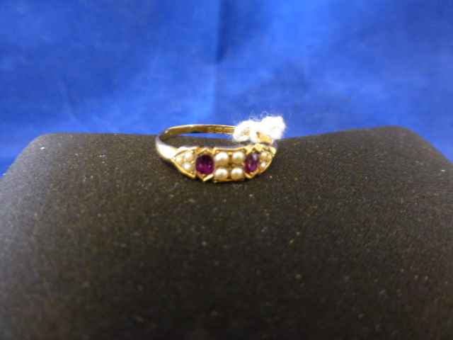 18ct gold ruby and seed pearl ring AS15