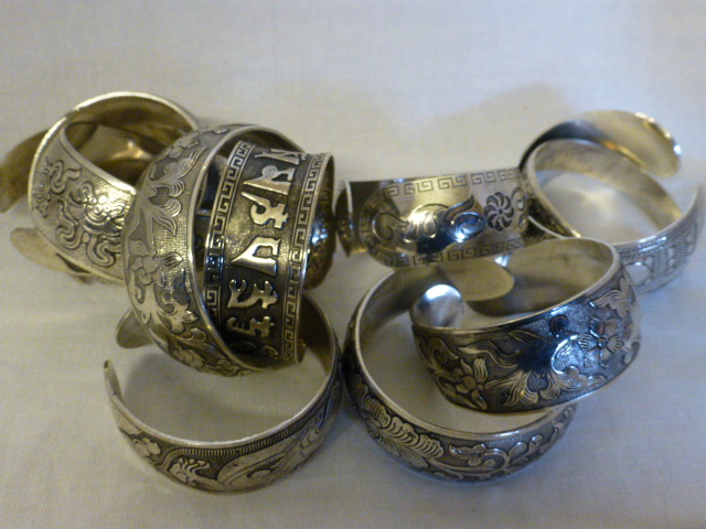 Box of white metal bangles stamped 925