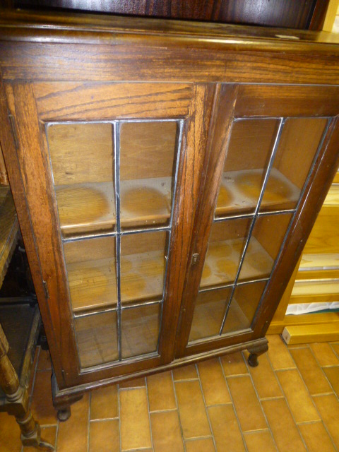 Glazed oak bookcase 112cm high x 75cm