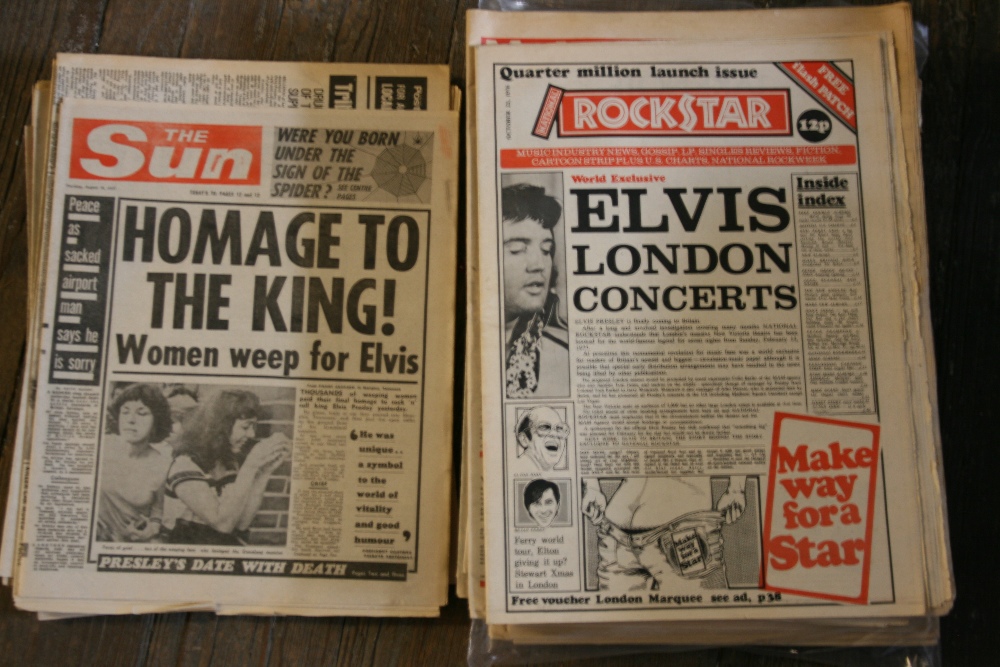 ELVIS PRESLEY - large collection of newspapers to include 16 x UK tabloid newspapers dated 17th &