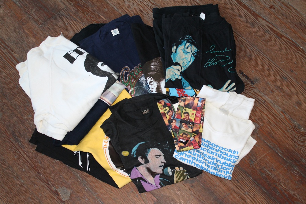 ELVIS PRESLEY - collection of  Elvis related clothing to include 2 x large sweatshirts (1 x navy, 1