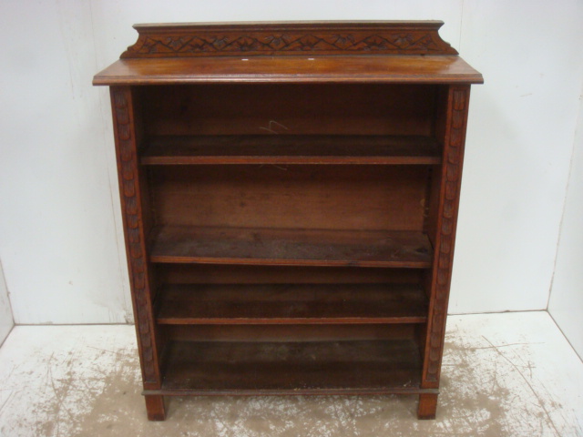 Victorian Oak Open Bookcase with Three Adjustable Shelves