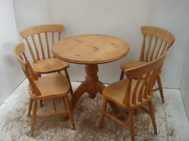 Pine Circular Top Tripod Kitchen Table & Four Farmhouse Chairs