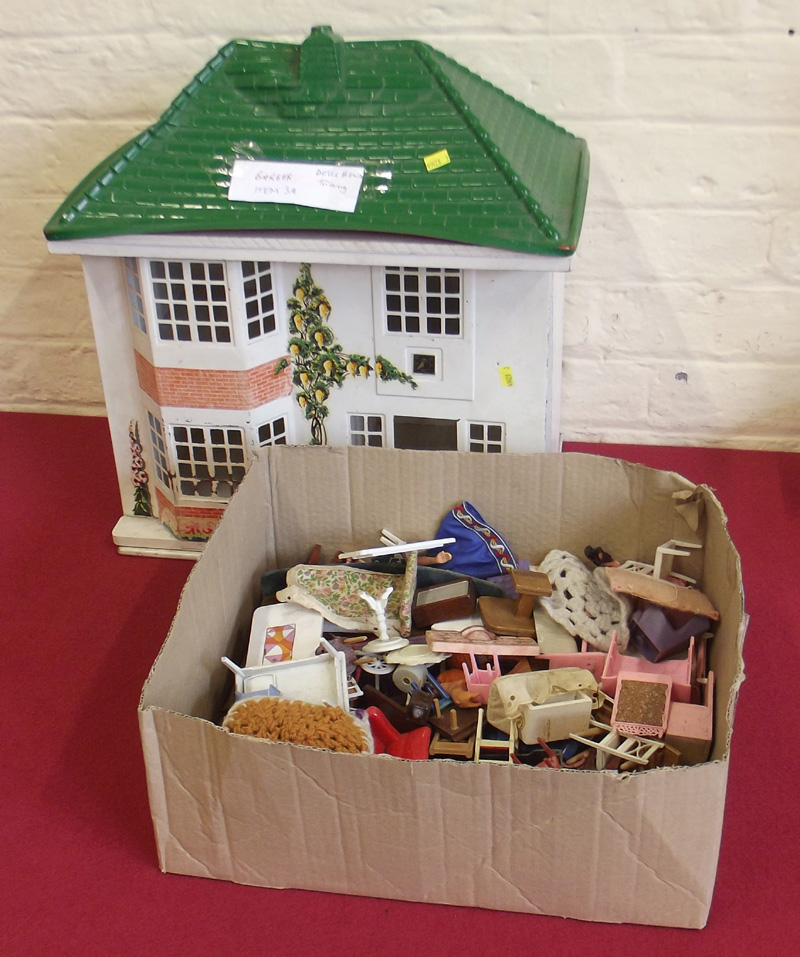Triang Dolls House and Furniture Condition report: see terms and conditions.