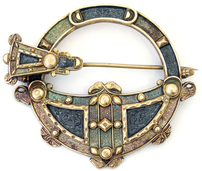 Victorian Irish silver gilt tara brooch by Waterhouse & Co, Dublin cast with celtic decoration,