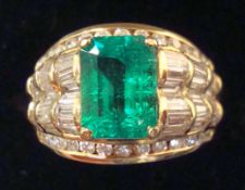 18ct emerald and diamond ring, size S