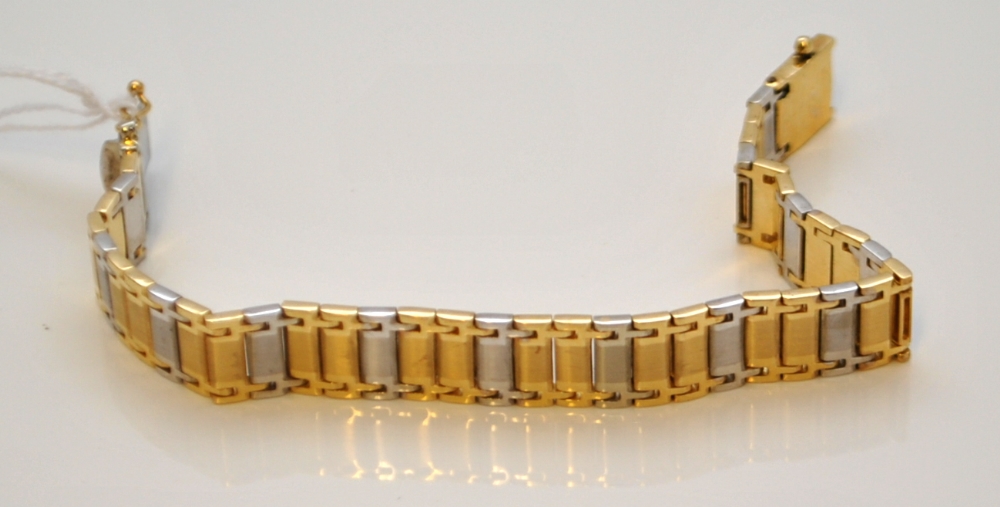 Foreign duo colour gold link bracelet 17cm long with satin textured bar links approximately 28.2g,