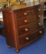 Victorian mahogany bow fronted chest of drawers