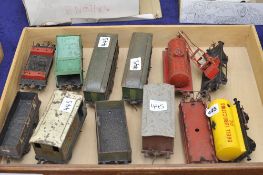 Various tinplate Hornby O gauge wagons and rolling stock (12)