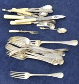 A group of 14 Victorian table forks (approx 25oz) t/w various bone handle knives