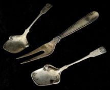 Pair of Russian silver caddy spoons together with a similar two pronged fork (21cm long) approx 3.