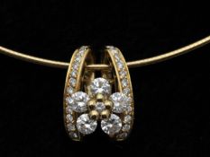 18ct gold and diamond pendant