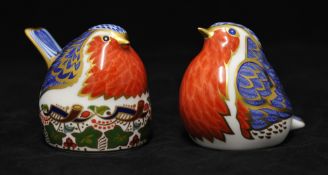 Two Royal Crown Derby Paperweights Robin Nesting 1997 and another Robin, 7cm gold stoppers