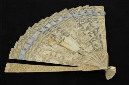 18th or early 19th century Chinese carved ivory fan (damaged)
