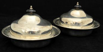 A pair of modern silver muffin dishes, Sheffield 1957, Emile Viner with liner, approx 30.6oz