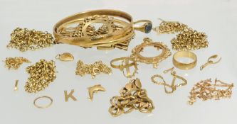 A quantity of various 9ct gold jewellery, (approximately 110g hallmarked, 25g unhallmarked)