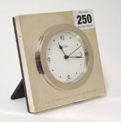 Modern silver framed square desk clock, 10cm