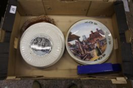 A collection of Pottery to include a Portmeirion Set of the Bottle Plates, Royal Doulton and