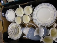 A collection of Minton Bellemeade Dinner and Tea Wares to include Plates, Bowls, Cups and a Royal