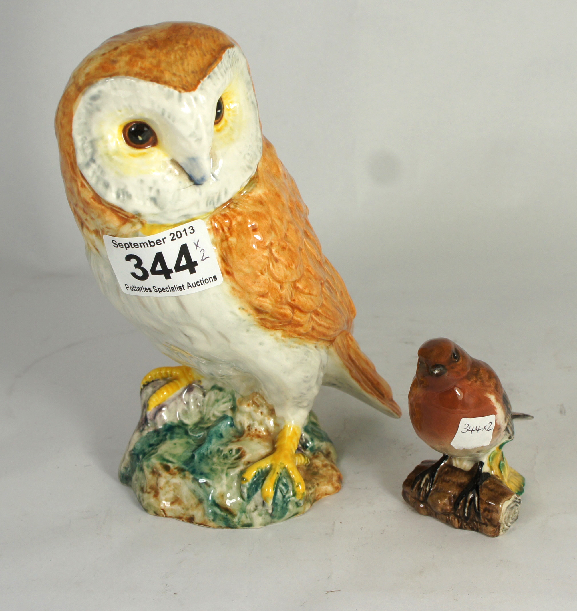 Beswick Large Barn Owl 1046 and a Robin 980 (2)
